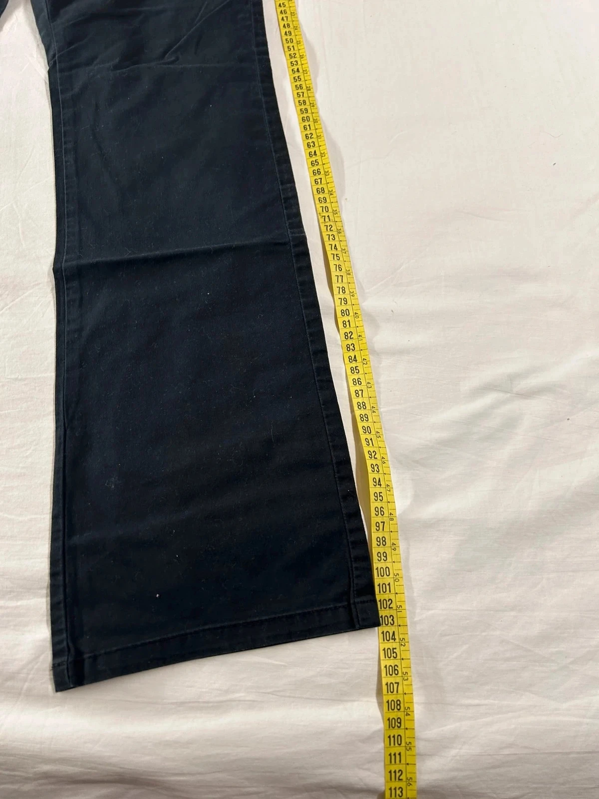 Calça jeans preta de corte reto In Extenso – photo 4